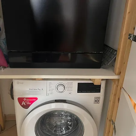 Apartman Hom - Fino A 7 Posti Letto Comodo Al Centro Storico, Al Casello A1 E Stazione Av Reggio Emilia