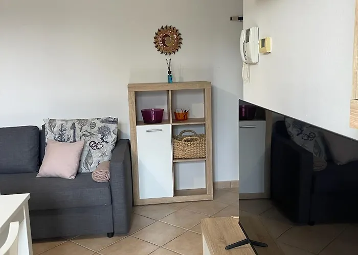 Hom - Fino A 7 Posti Letto Comodo Al Centro Storico, Al Casello A1 E Stazione Av Apartament *