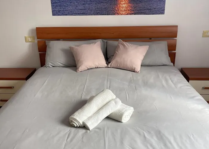 Hom - Fino A 7 Posti Letto Comodo Al Centro Storico, Al Casello A1 E Stazione Av Apartament Reggio nell'Emilia