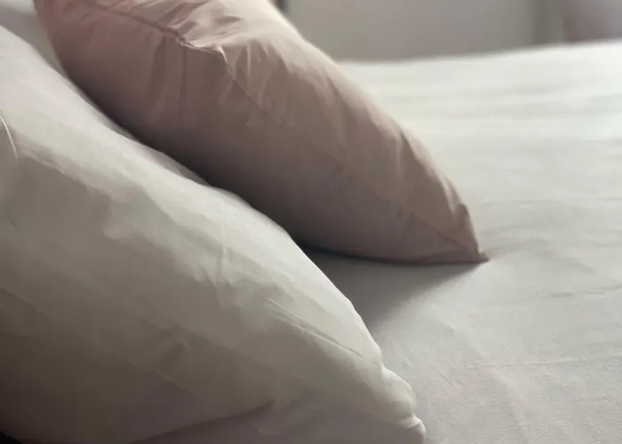 Apartment Hom - Fino A 7 Posti Letto Comodo Al Centro Storico, Al Casello A1 E Stazione Av